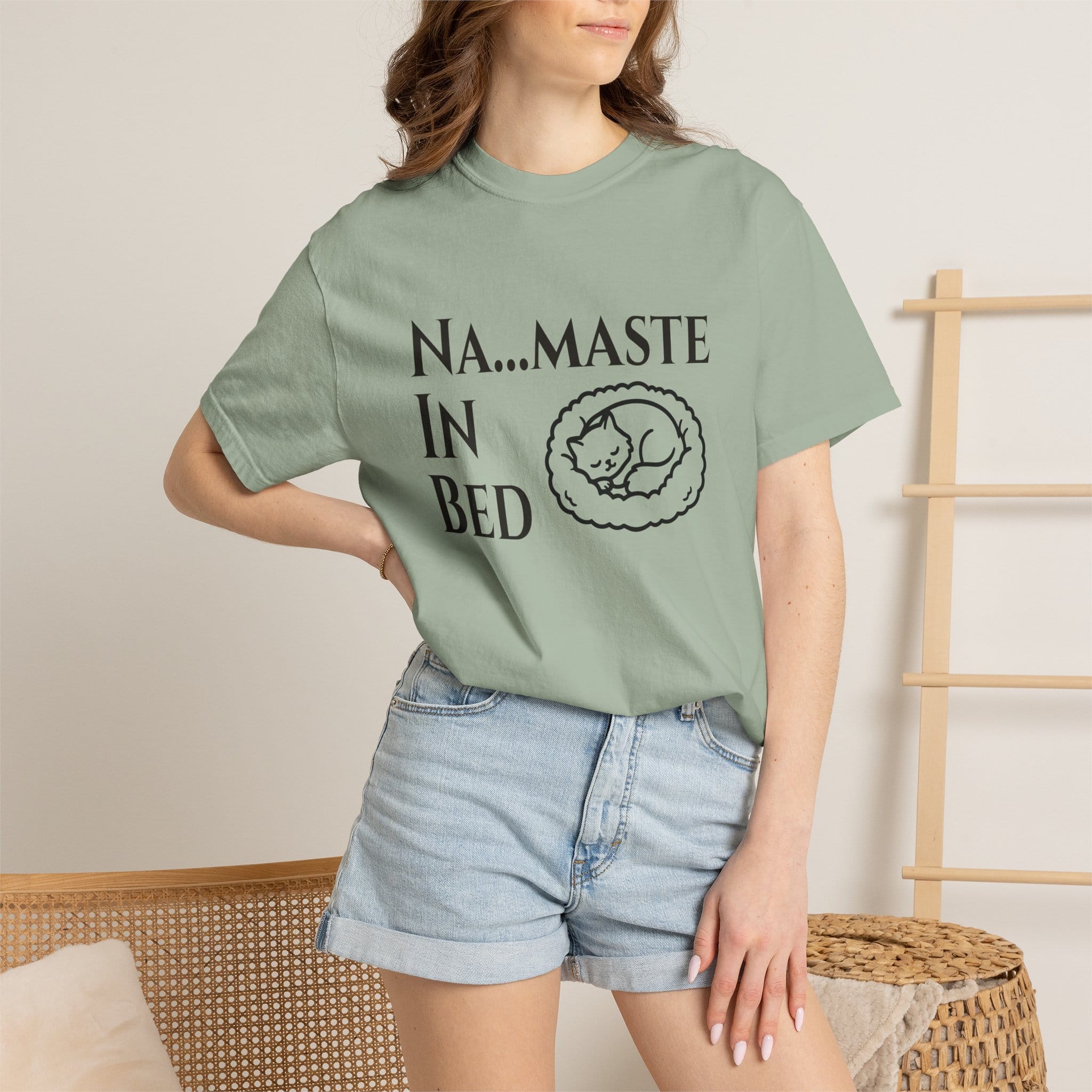 Na....maste in Bed t-shirt